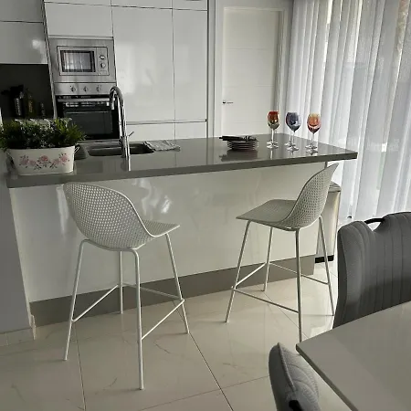 Villa Relaxing Hideaway With Sun, Pool, Beaches And More! Los Dolses